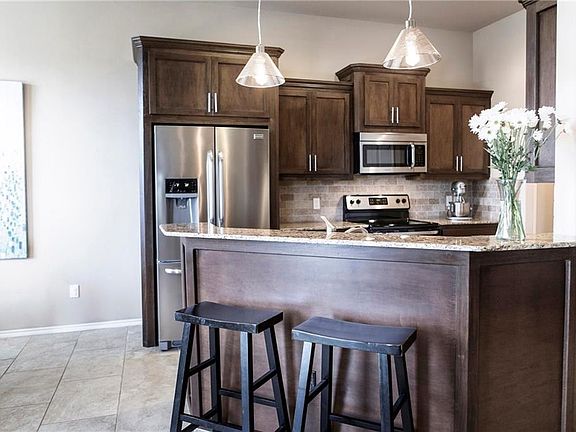 4th image of 12200 Fox Hill Way