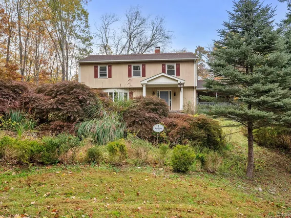 2 Redding Lane, Mahopac, NY 10541