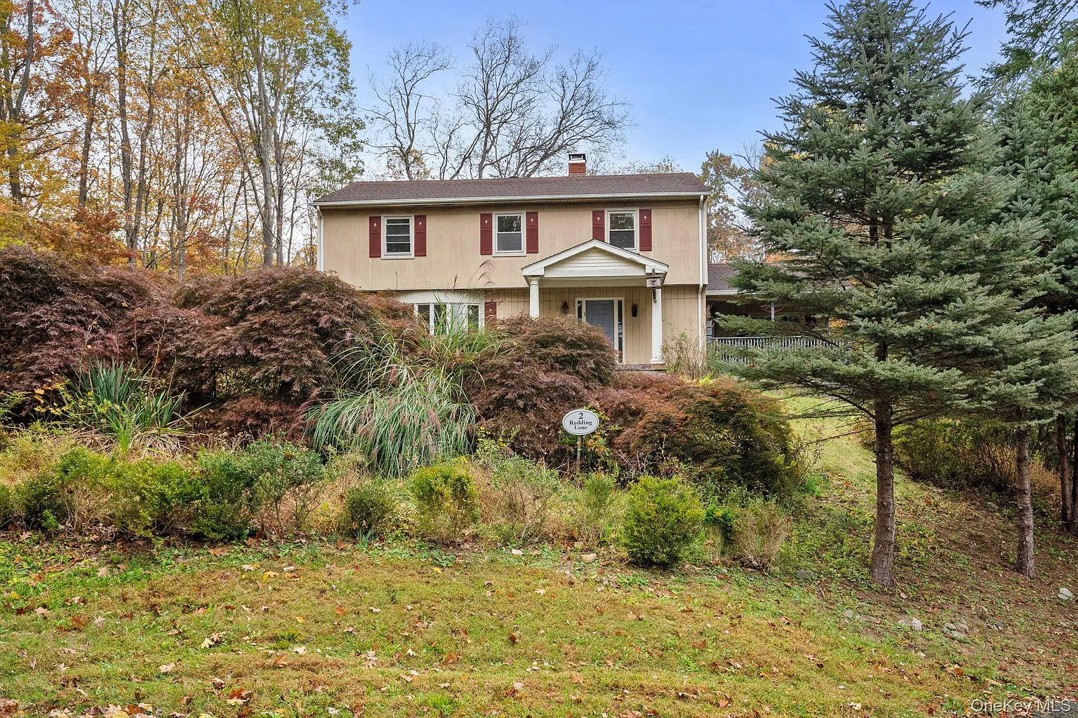 2 Redding Lane photo 1