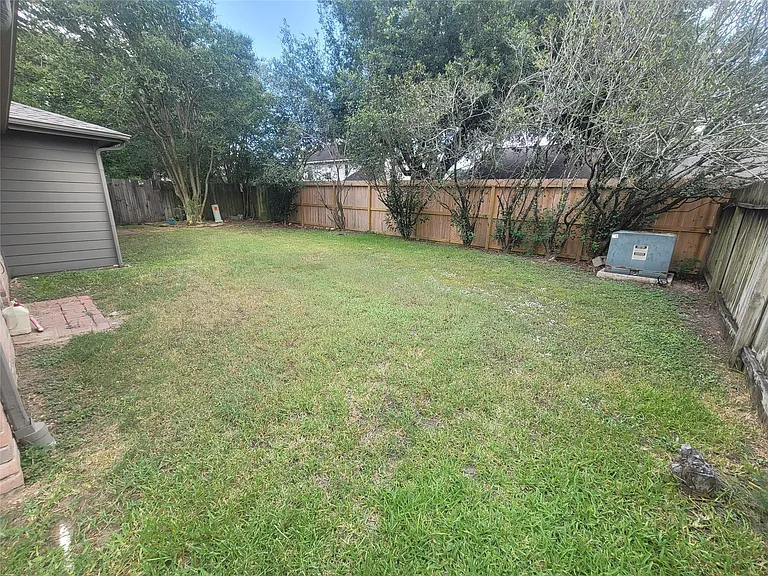 22715 Braken Manor Ln — Photo 21