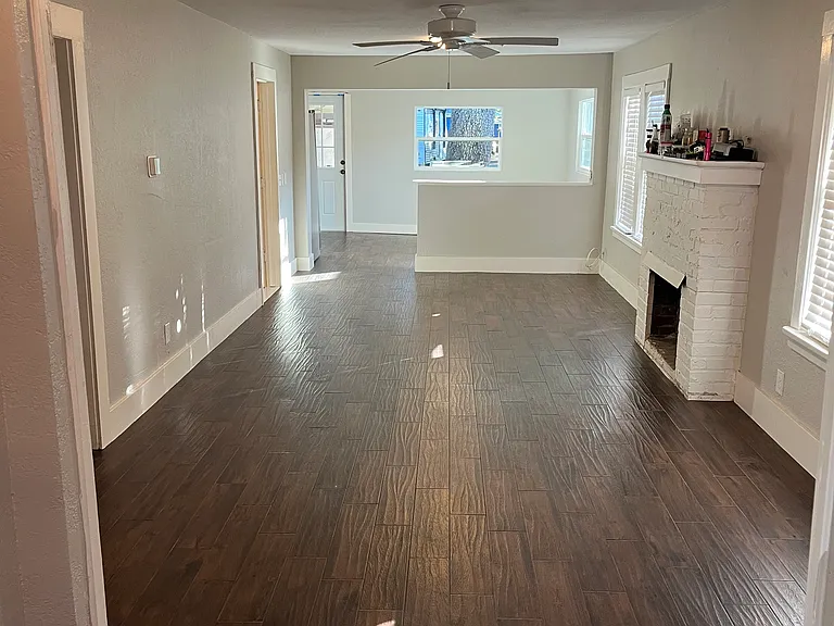 5738 Montana Ave — Photo 7
