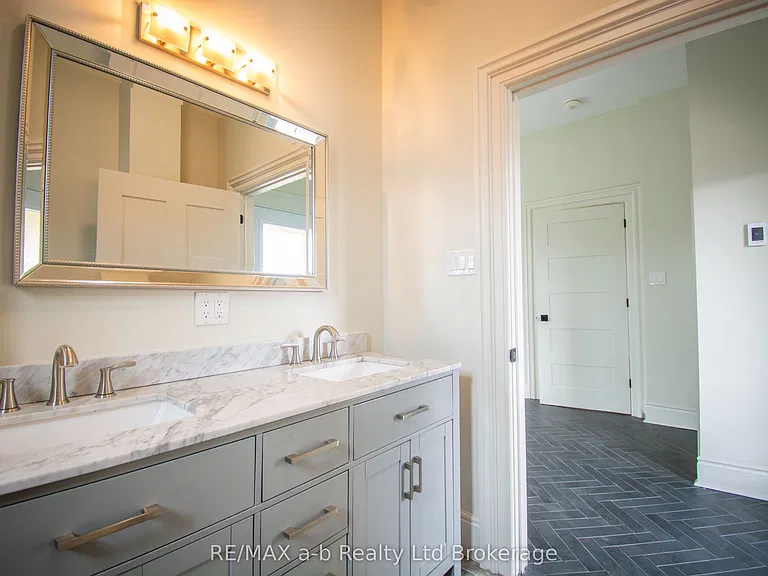66 Daly Ave #1 — Photo 18