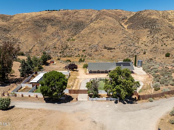 2nd image of 6221 Elizabeth Lake Rd