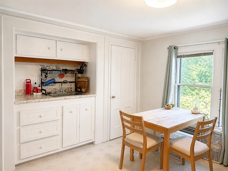 27 Cogswell Ave #2 — Photo 7