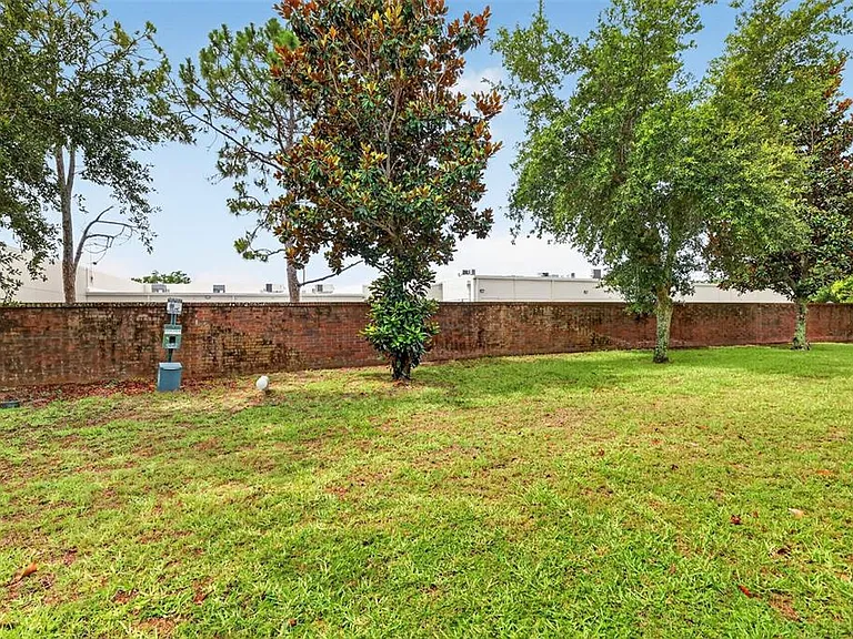 2299 Aloha Bay Ct — Photo 4