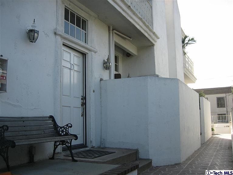 1st image of 1130 Huntington Dr Unit D
