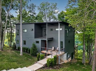 1171 W Hutchins Bend Rd, Sparta, TN 38583