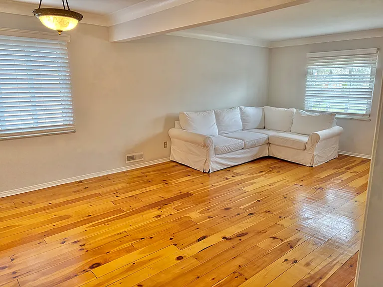 4033 Hillandale Rd #4 — Photo 7