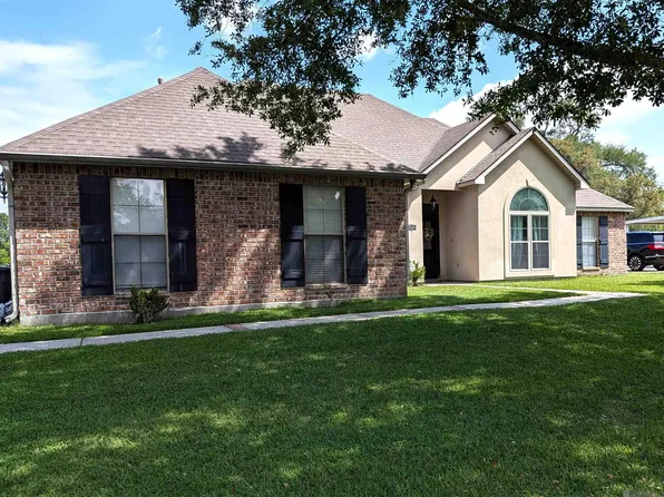37156 Whitestone Ave, Geismar, LA 70734