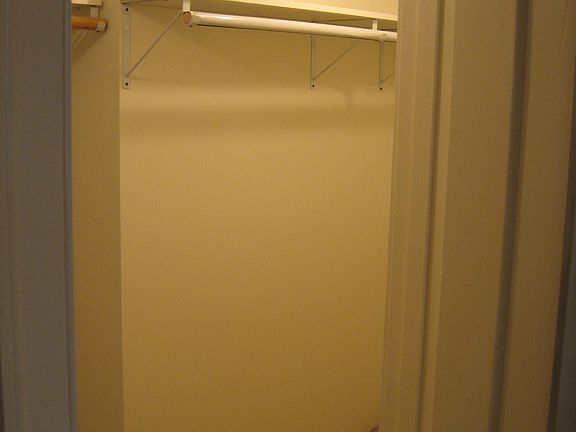 walk in closet