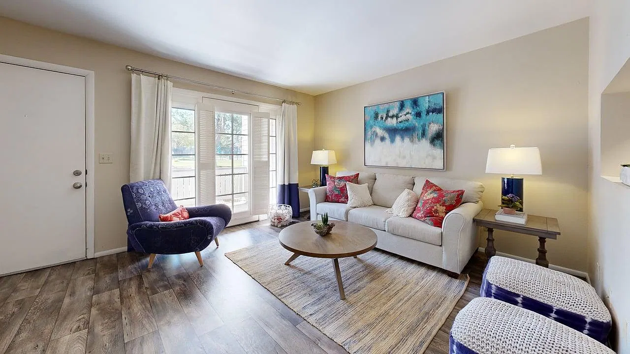 Wasatch Club Apartments — Photo 1