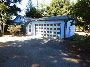 451 Lexington Ave NE, Bandon, OR 97411