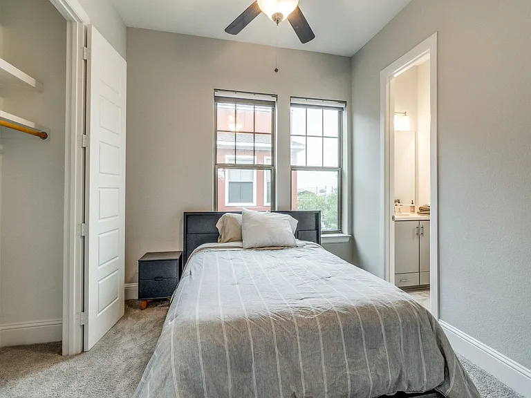 1309 Arch Pl — Photo 24