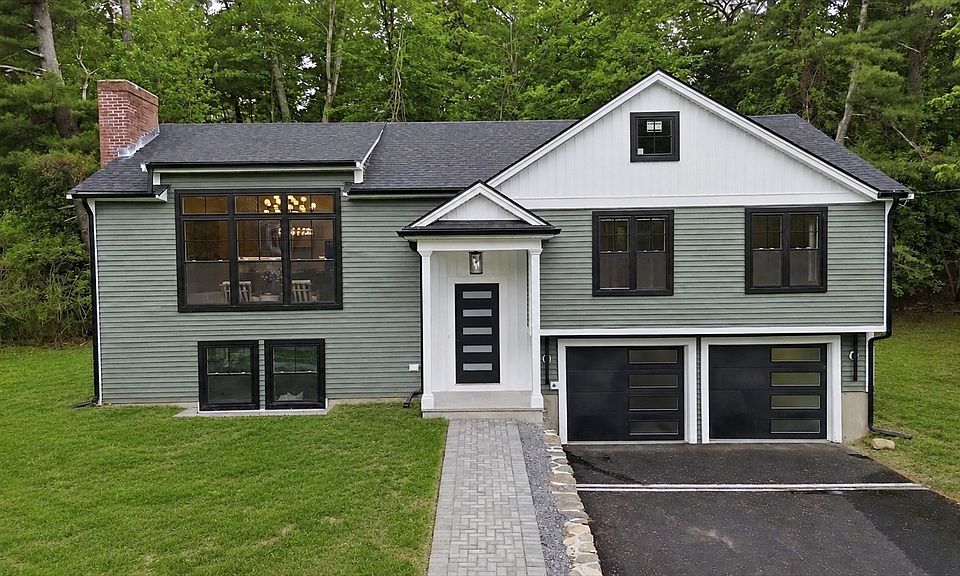 1st image of 11 Bromfield Rd