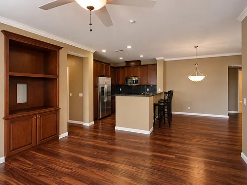 6 Colonial Way #61 Photo 1