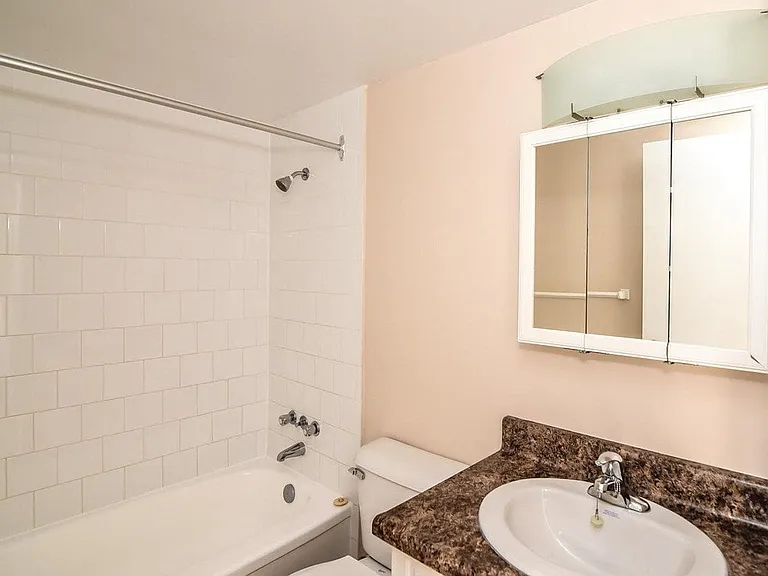 90 King St E #88 — Photo 13