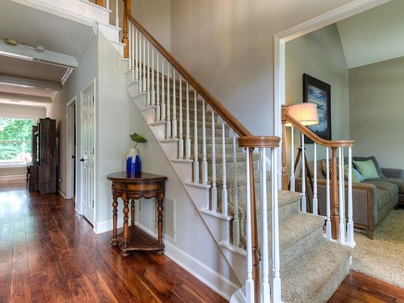 2nd image of 11170 Brookhollow Trl