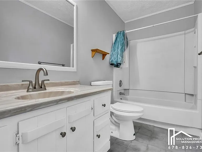 4899 Raven Way NE — Photo 14