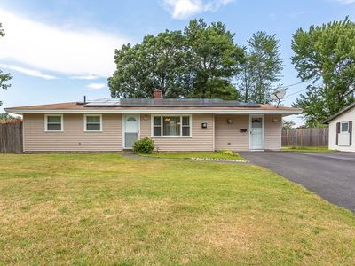 4 Tina Ave, Brockton, MA, 02302