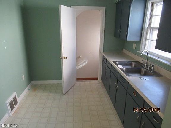 4th image of 316 Cambridge Ave