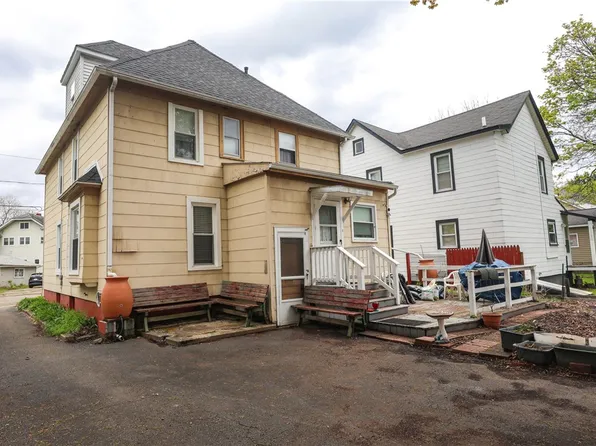719 Seneca Pl, Elmira, NY 14904