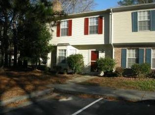 464 Youngs Mill Ln, Newport News, VA 23602