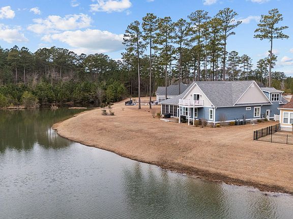 4th image of 3012 Watercrest Loop