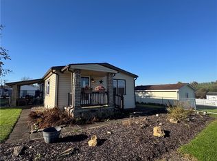 85 Eileen St, Rayland, OH 43943