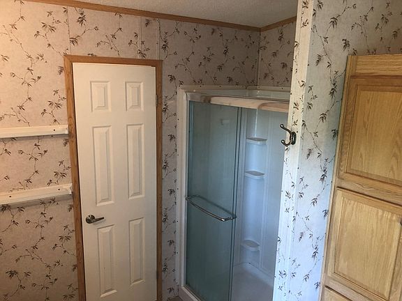 3rd image of 2107 N Pinewood Dr