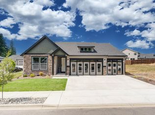 SELF TOUR Model Home Plan, River Bend, Battle Ground, WA 98604