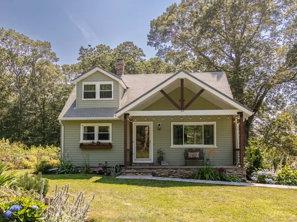 47 Chestnut Hill Road, East Hampton, CT 06424