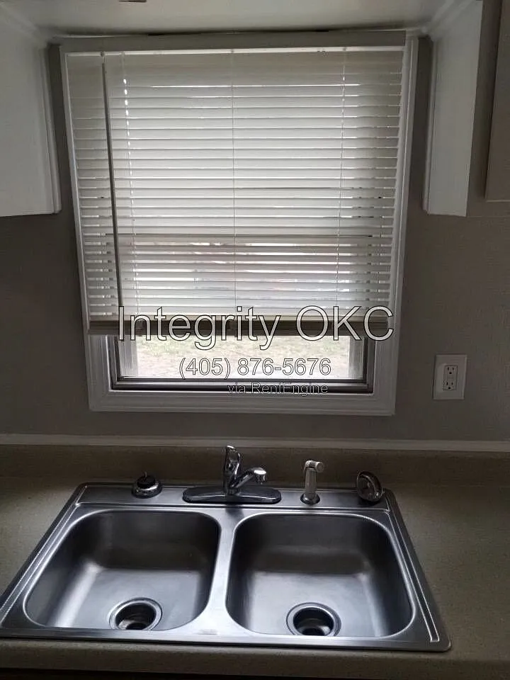 1 bed, 1.0 bath, 560 sqft, $700 — Photo 2