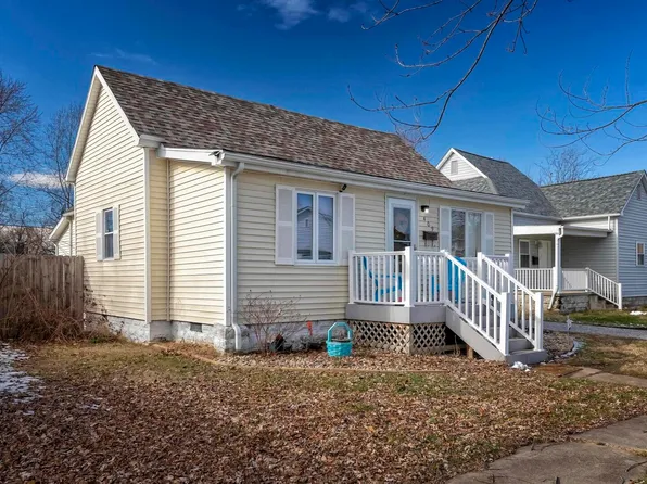 409 N 11th St, Herrin, IL 62948