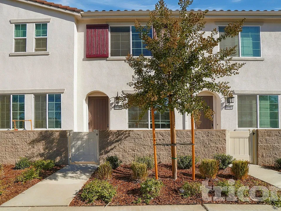10414 Barrena Loop