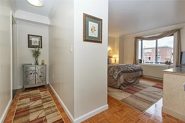 Rented by R New York