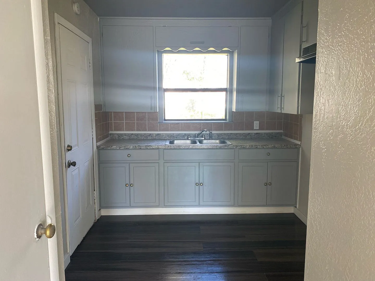 Beautiful Newly Remodeled Affordable Housing Property on the North Side of Tulsa — Photo 2