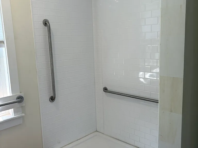 122 Main St #201 — Photo 6