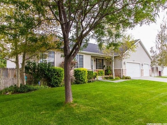2nd image of 12337 S Laurel Chase Dr
