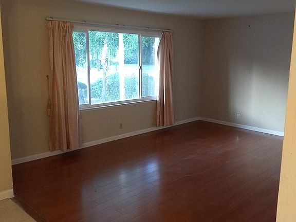 4th image of 2944 Postwood Dr