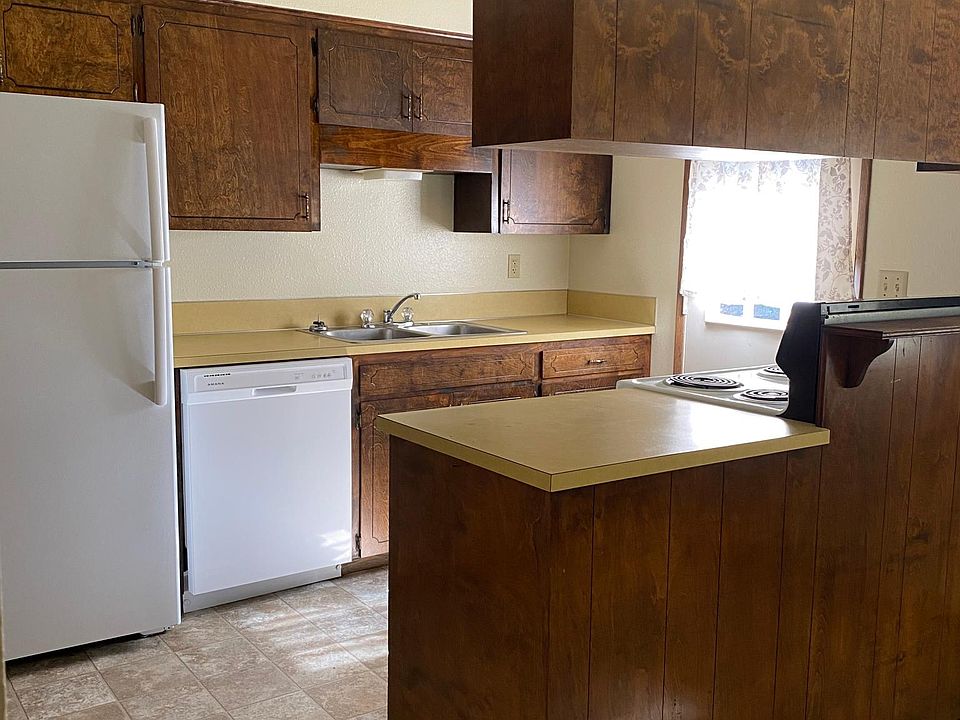 2nd image of 1163 Geary St SE #B2