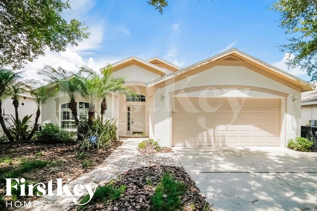 4 bed, 2.0 bath, 1745 sqft, $2,635 — Photo 1