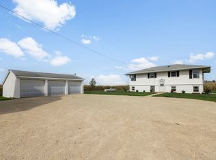 7715 N Us Highway 14, Harvard, IL 60033