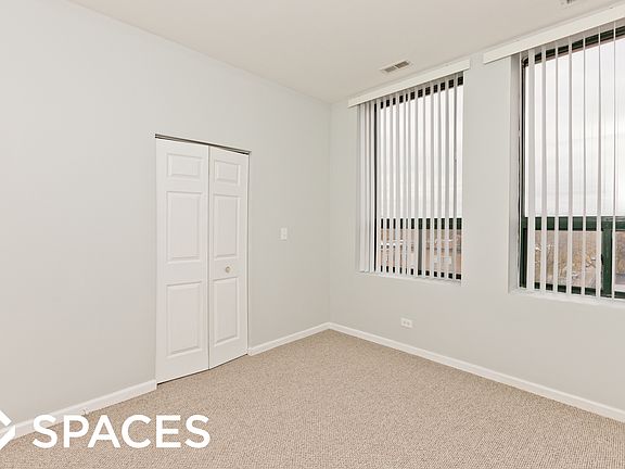 5th image of 2451 W Howard St APT 411