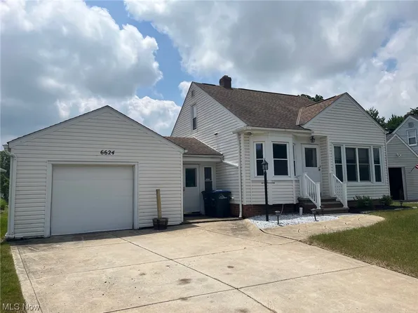 6624 Hillside Rd, Independence, OH 44131