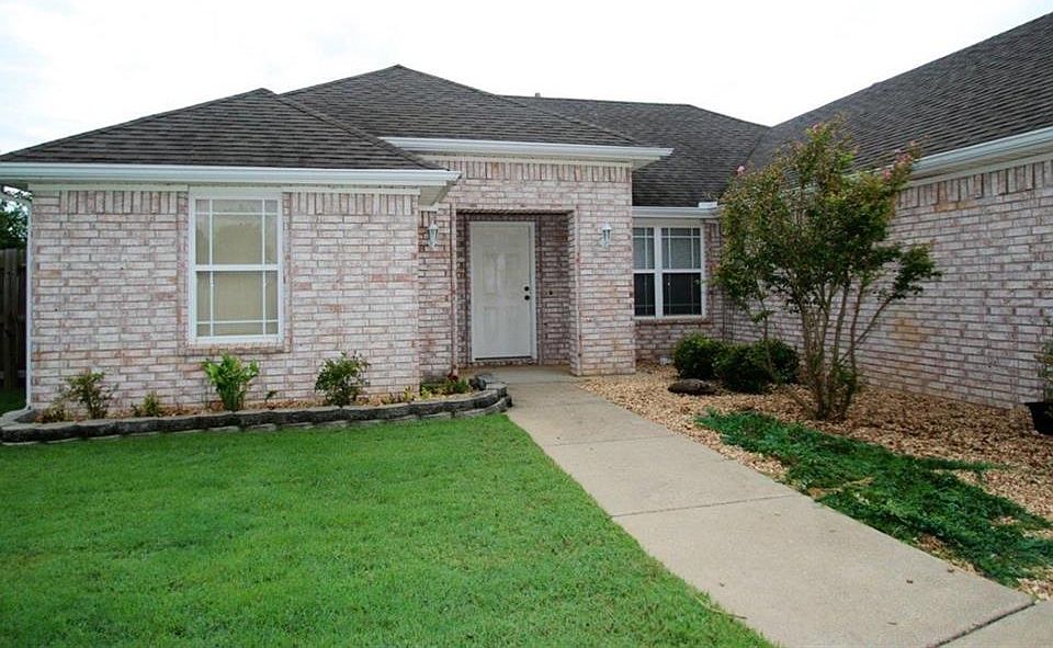 1st image of 531 Dassero Ct