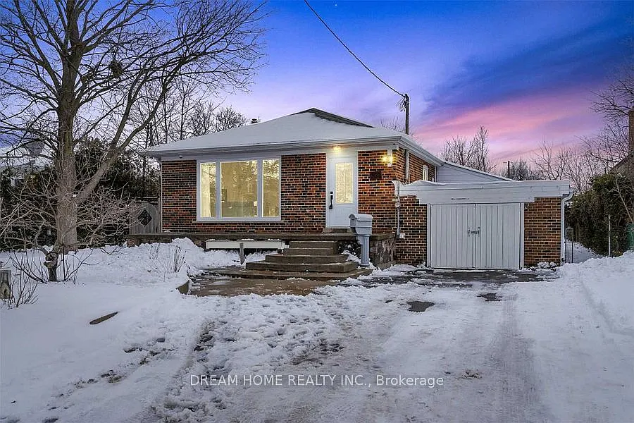 302 Crosby Ave photo 1