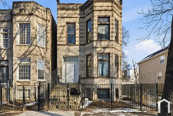 1637 S Saint Louis Ave #3 — Photo 7