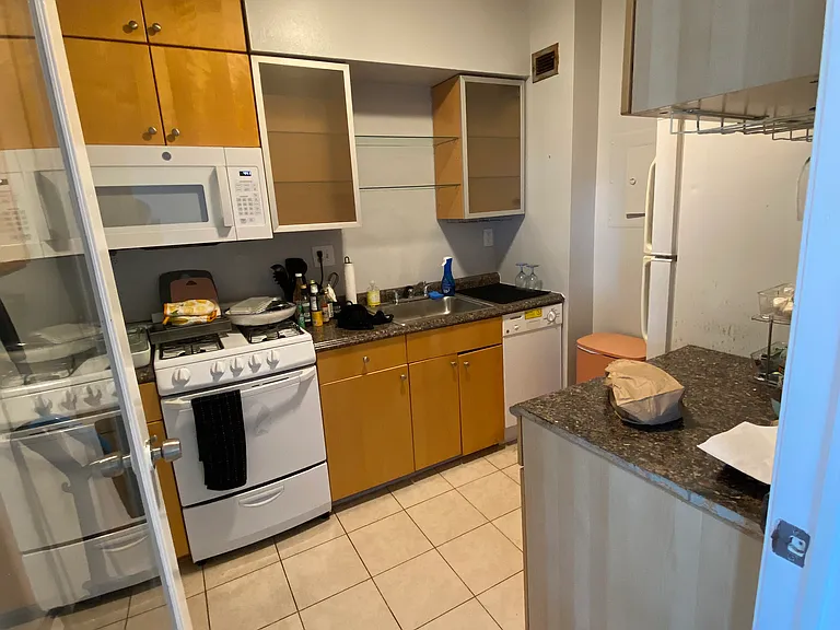 1711 Massachusetts Ave NW #729 — Photo 17