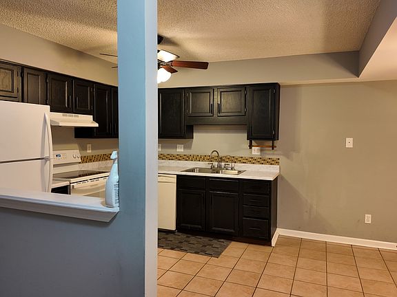 3rd image of 5336 Boehm Dr