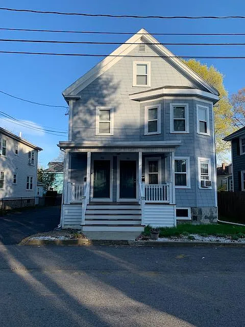 68 Schiller Rd #1